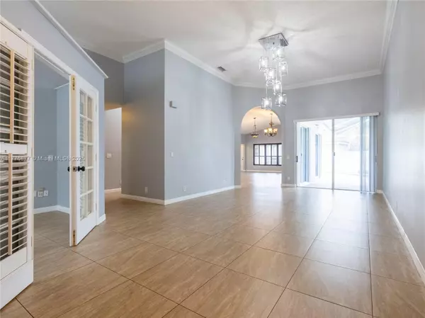 Weston, FL 33326,1953 S Landing Way