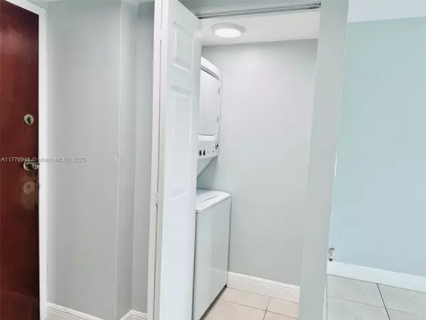 Miami, FL 33175,2055 SW 122nd Ave #220