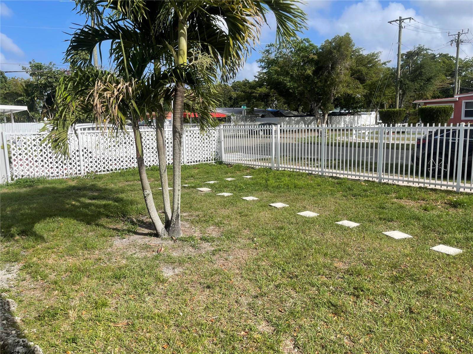 North Miami, FL 33168,115 NW 120th St