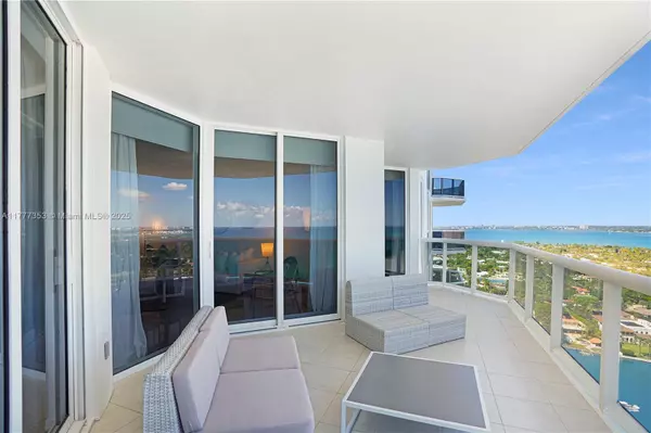 Miami Beach, FL 33140,4779 Collins Ave #2908