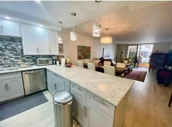600 Three Islands #916, Hallandale Beach, FL 33009