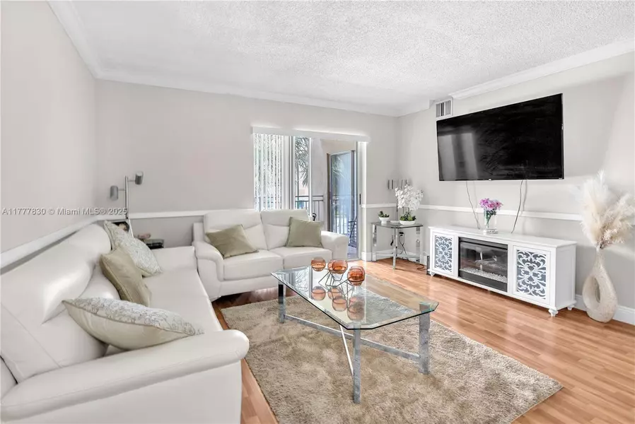 18850 NW 57th Ave #205, Hialeah, FL 33015
