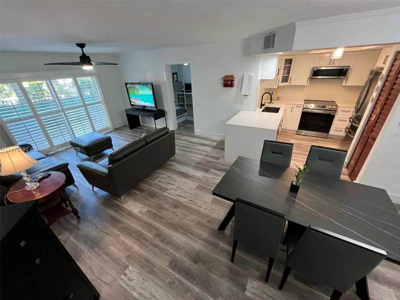 2005 SE 10th Ave #412, Fort Lauderdale, FL 33316