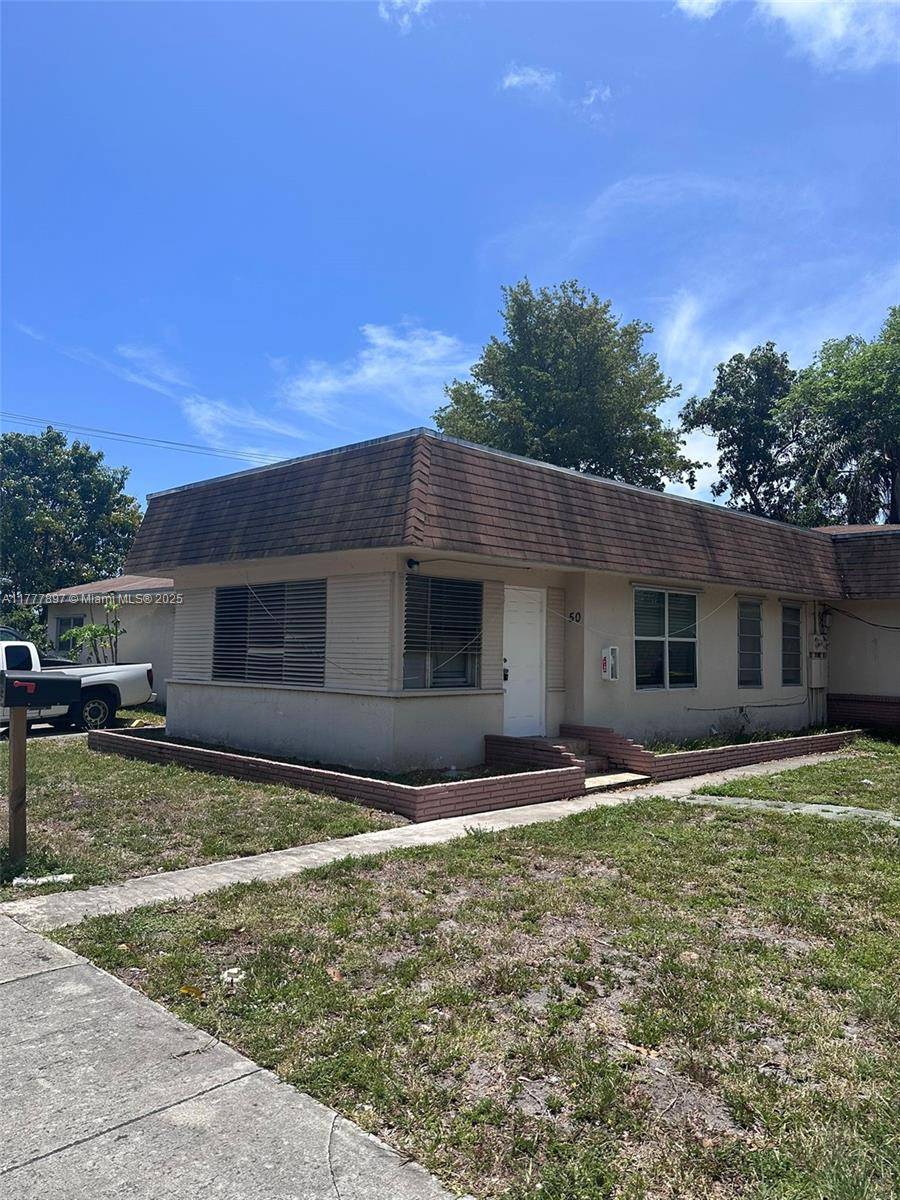 Dania Beach, FL 33004,50 SE 13th St #50