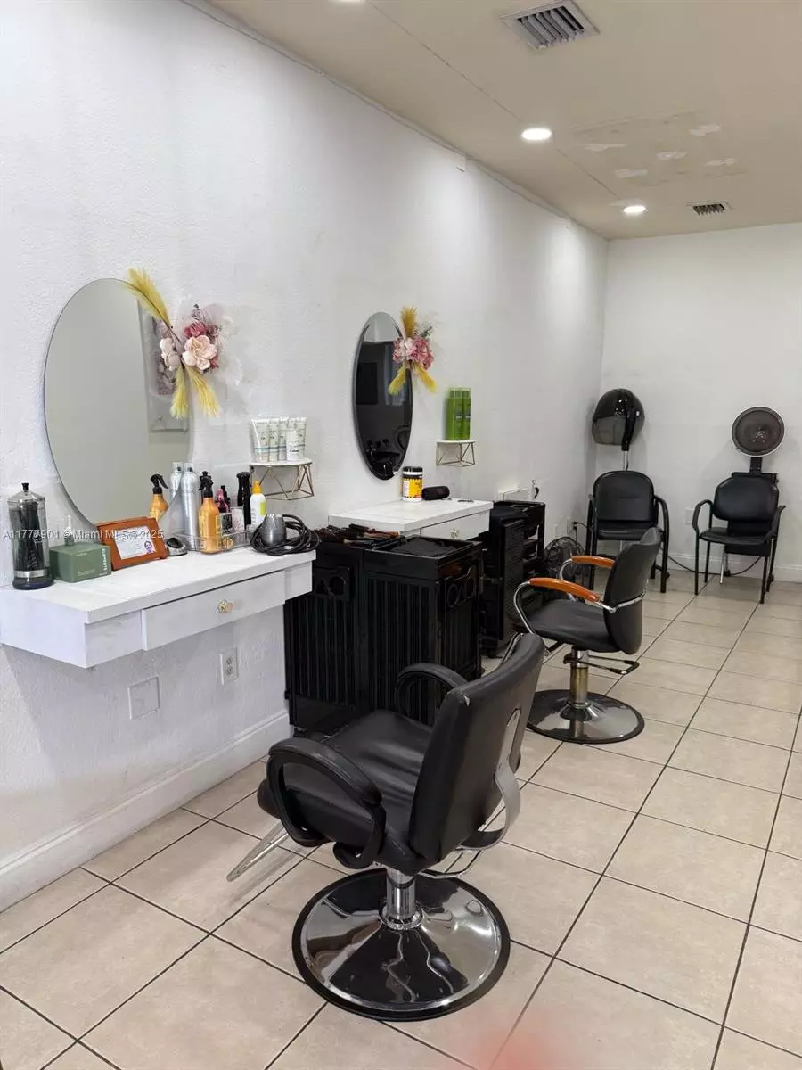 Miami, FL 33125,NW 27 AVE