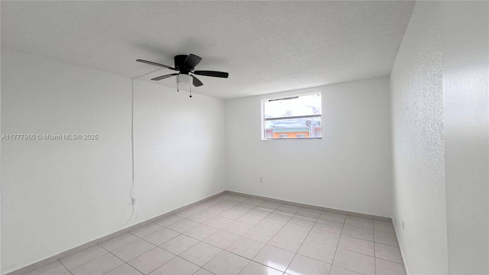 Hialeah, FL 33014,666 W 81st St #216