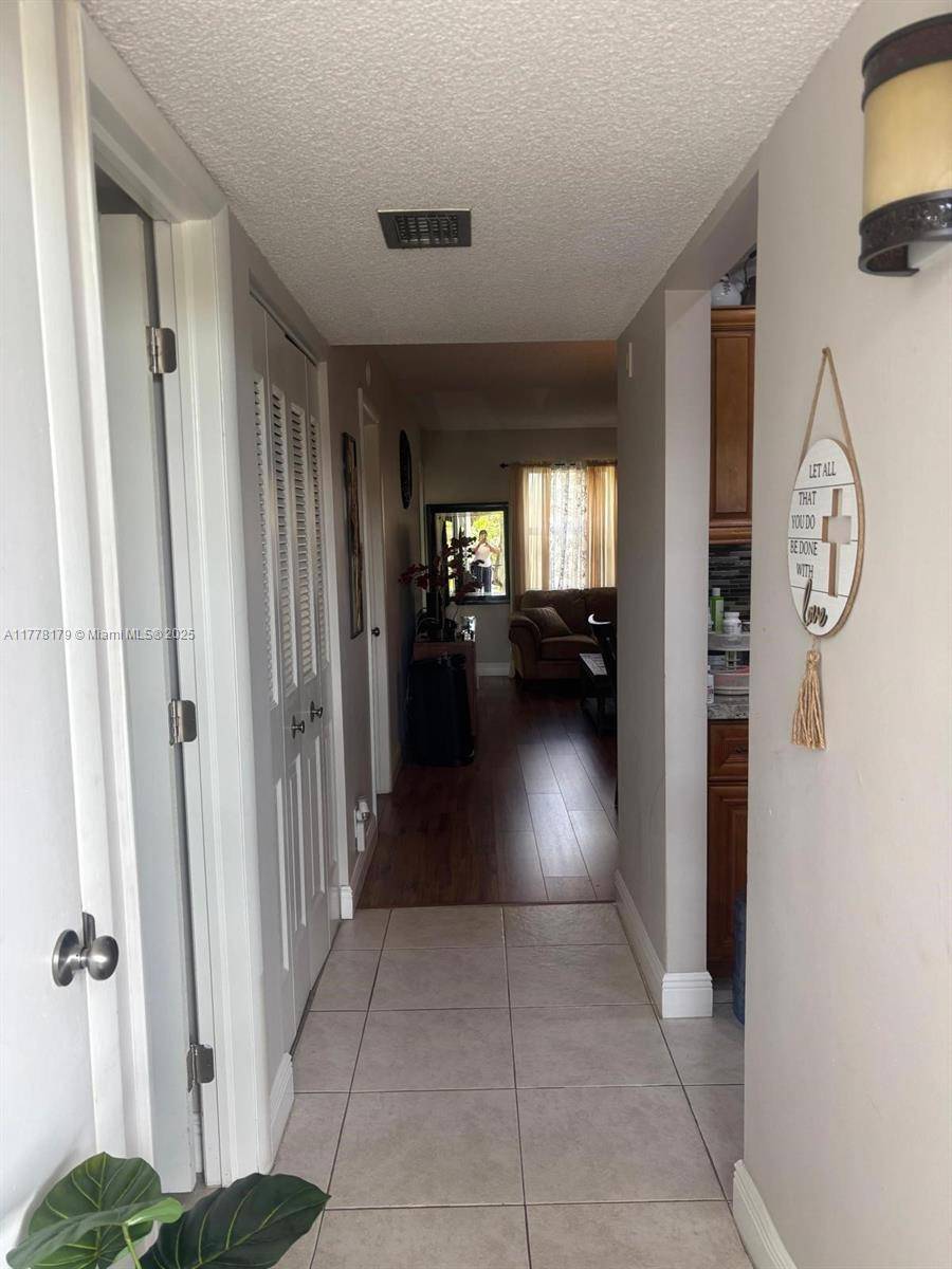 Hollywood, FL 33024,151 Berkley Rd #206