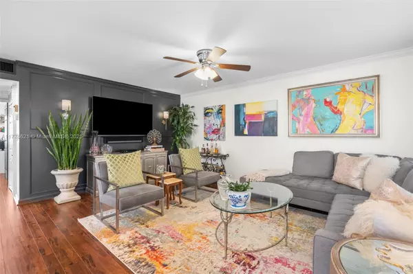 Delray Beach, FL 33446,401 Brittany I #401