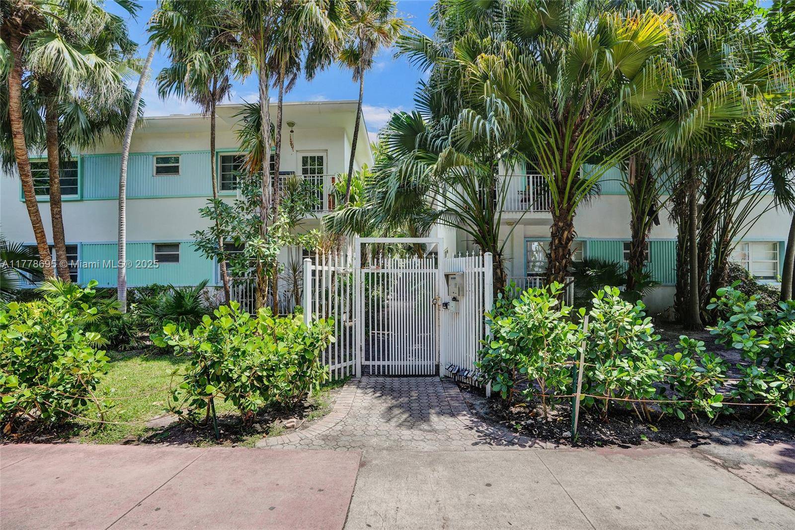 Miami Beach, FL 33139,911 Meridian Ave #104