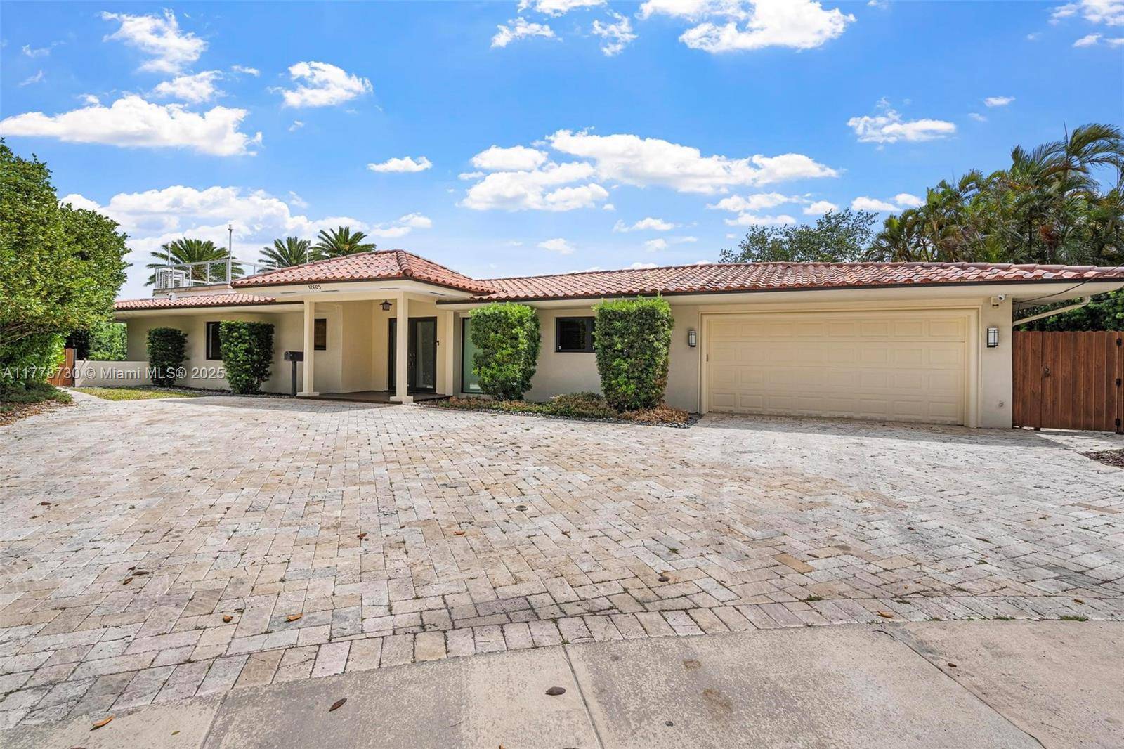 North Miami, FL 33181,12605 Cyprus Rd