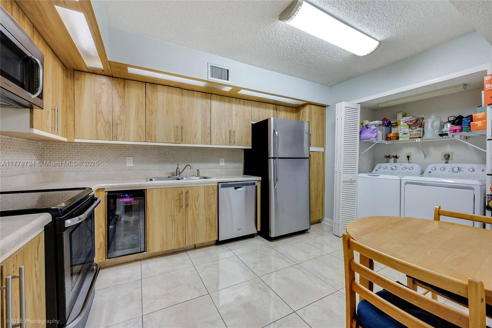 Hollywood, FL 33021,2804 N 46th Ave #C429