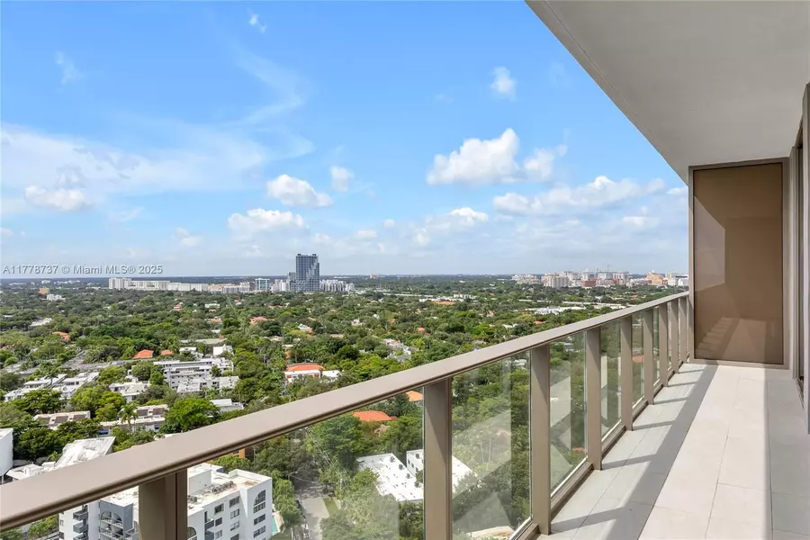 2678 Tigertail Ave #1903, Miami, FL 33133