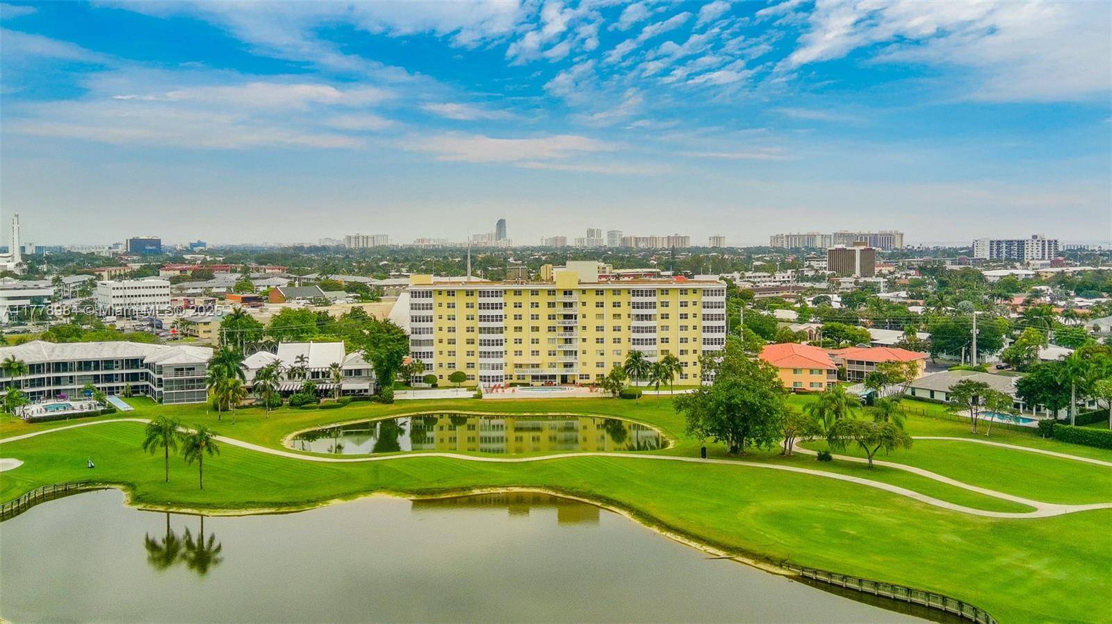 Fort Lauderdale, FL 33308,2500 NE 48th Ln #802