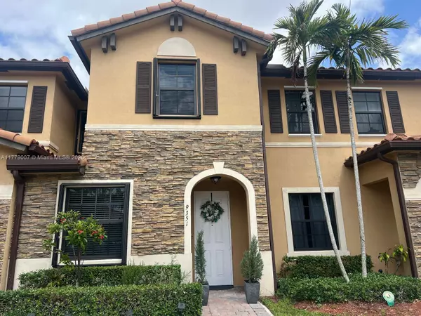 Hialeah, FL 33018,9351 W 33rd Ln #9351