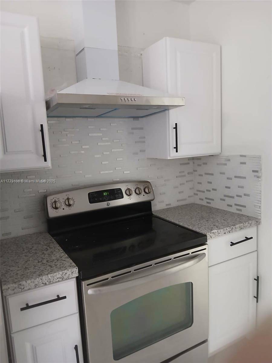 Miami, FL 33189,20205 SW 114th Ct