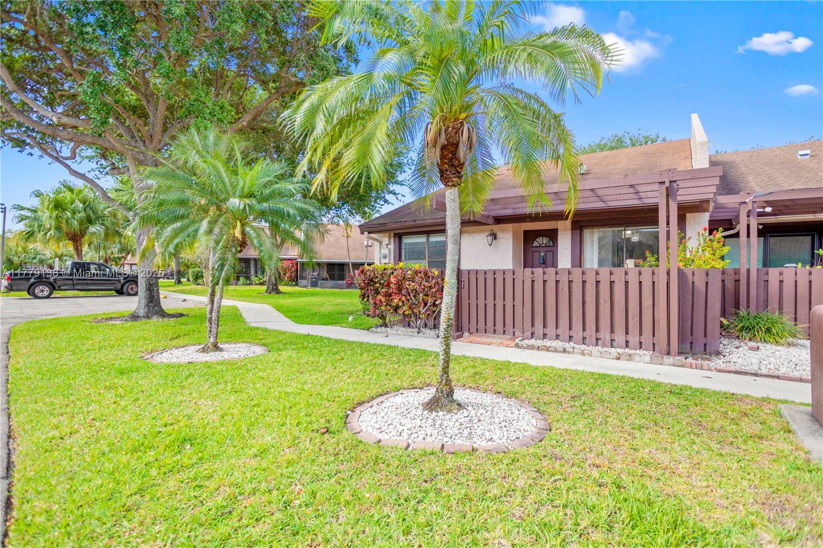 8336 NW 37th Pl #8336, Sunrise, FL 33351