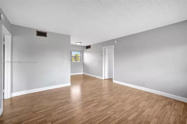 Fort Lauderdale, FL 33304,609 NE 13th Ave #301