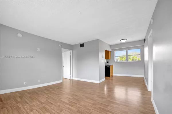 Fort Lauderdale, FL 33304,609 NE 13th Ave #301