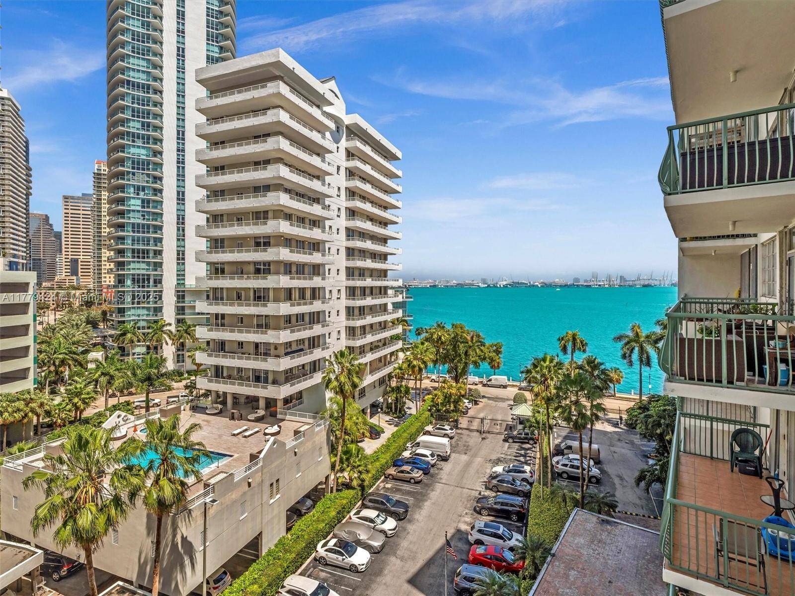 Miami, FL 33131,1408 Brickell Bay Dr #816
