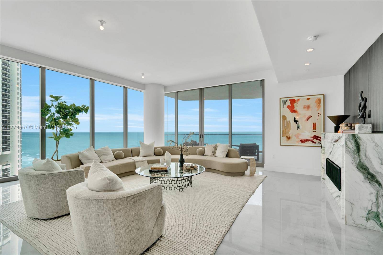 Sunny Isles Beach, FL 33160,17975 Collins Ave #2402