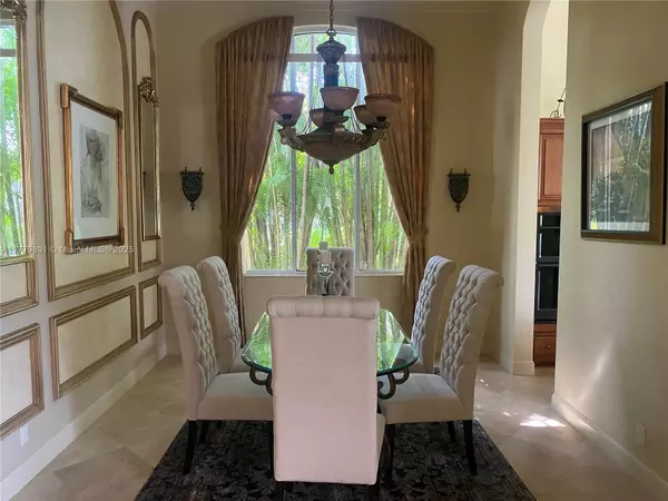 Palm Beach Gardens, FL 33418,111 Via Verde Way