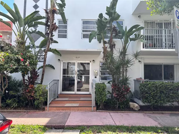 525 Meridian Ave #102, Miami Beach, FL 33139