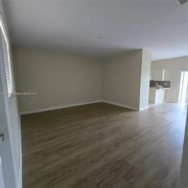 Homestead, FL 33033,2665 NE 4th St #203