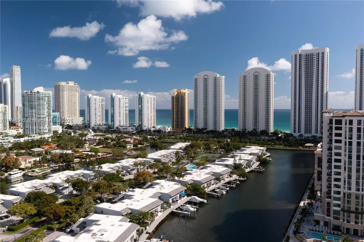 Sunny Isles Beach, FL 33160,393 Poinciana Dr #1224