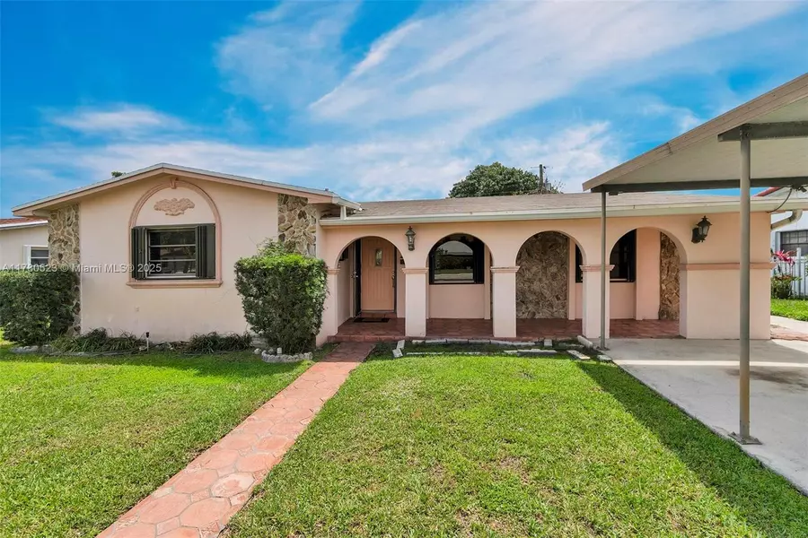 1350 NW 96th St, Miami, FL 33147