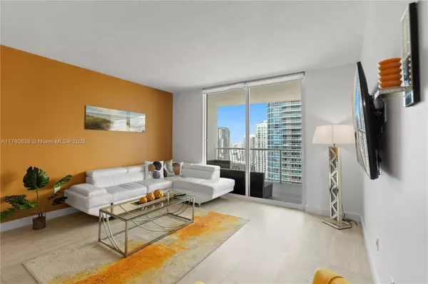 Miami, FL 33131,1200 Brickell Bay Dr #PH 4218