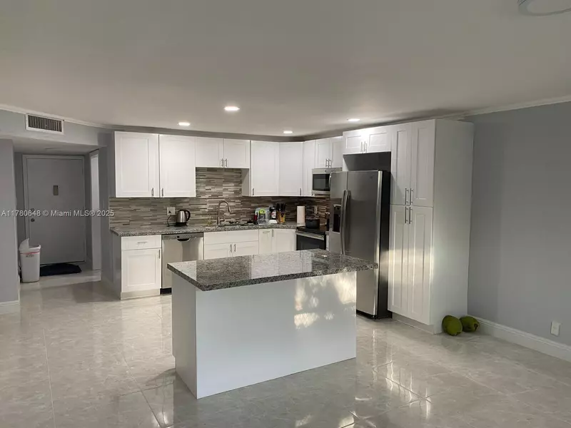4821 NW 22nd Ct #108, Lauderhill, FL 33313