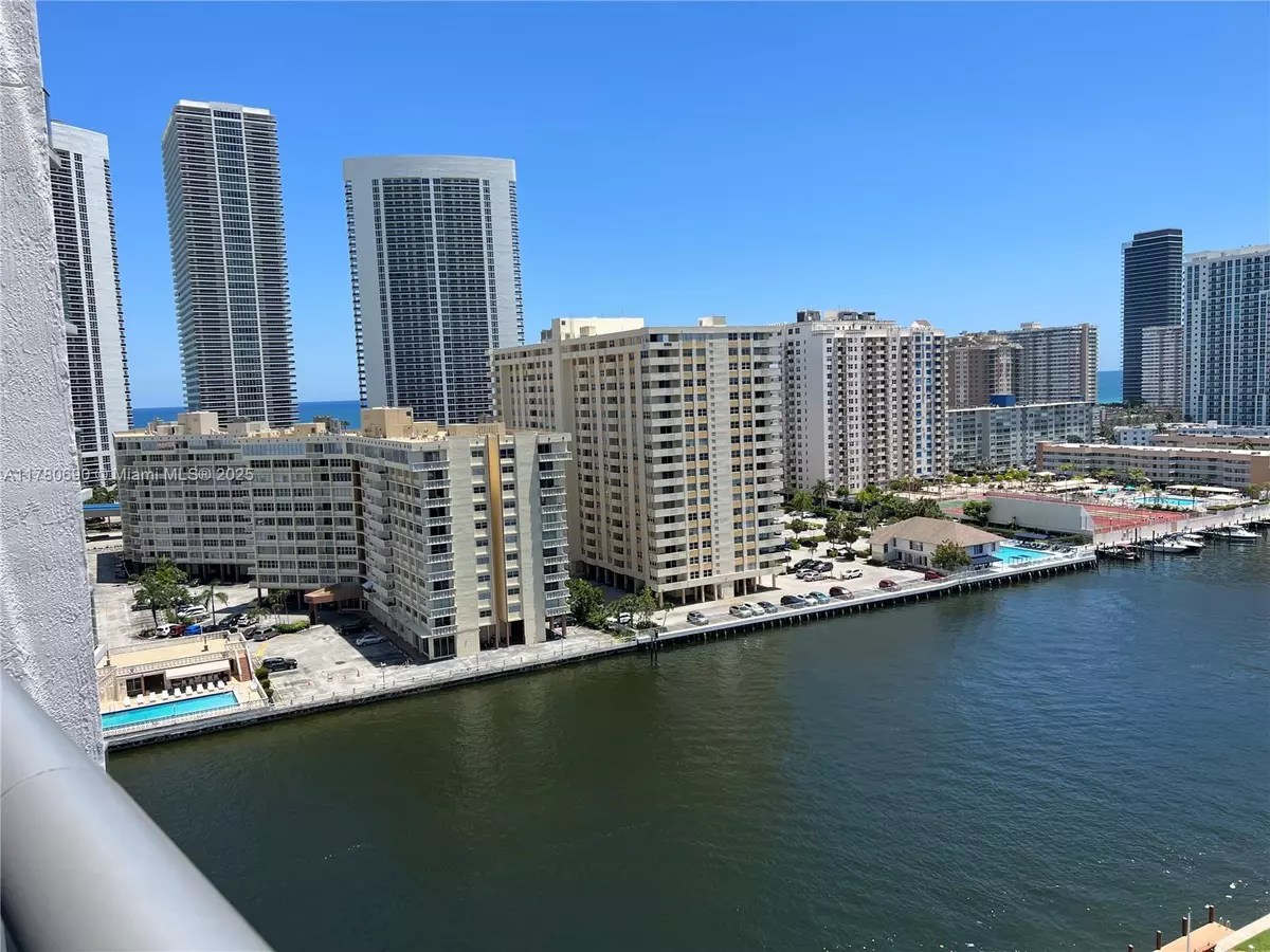 Hallandale Beach, FL 33009,2602 E Hallandale Beach Blvd #R1503