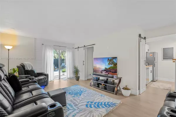 Miami, FL 33186,9548 SW 140th Ct #9548