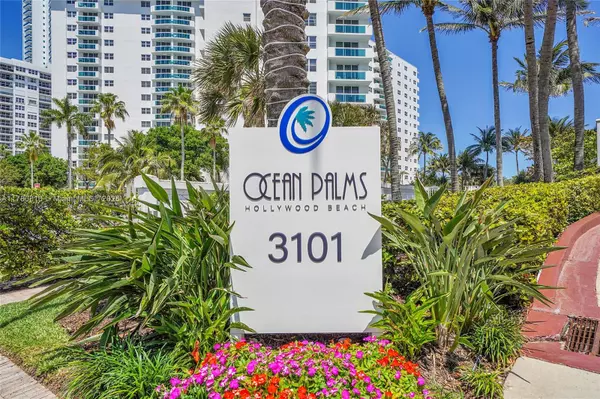 Hollywood, FL 33019,3101 S Ocean Dr #701