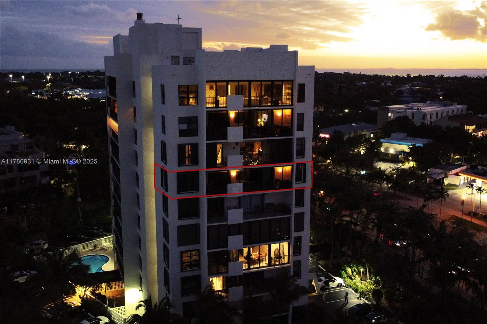 77 Crandon Blvd #8A, Key Biscayne, FL 33149