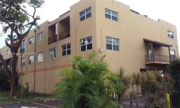 1300 W 53rd St #23, Hialeah, FL 33012