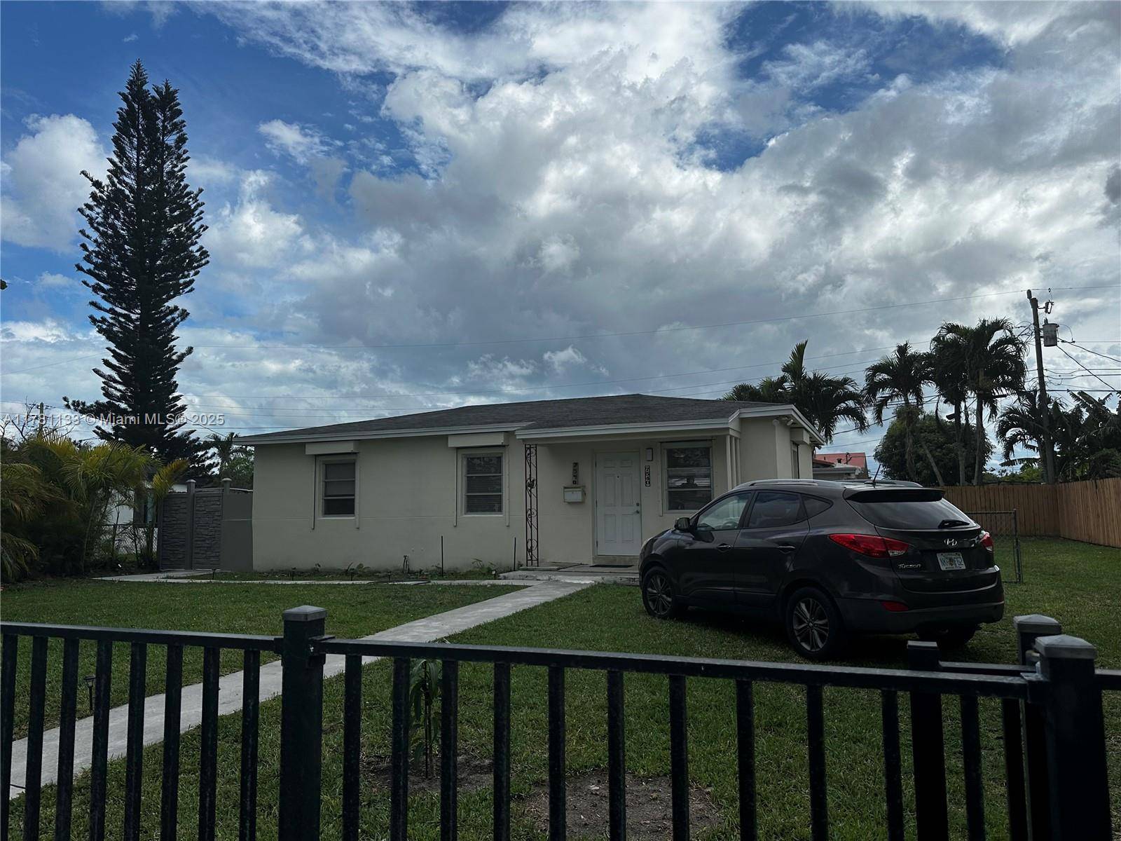Miami, FL 33155,7540 SW 37th St