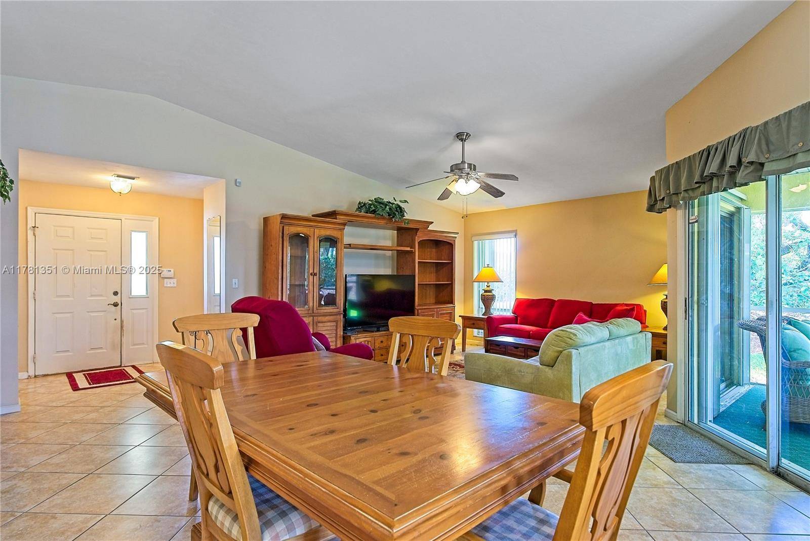 Homestead, FL 33033,2592 SE 7th Ct