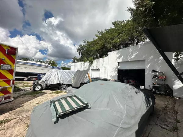 Dania Beach, FL 33004,112 NW 4th Ave