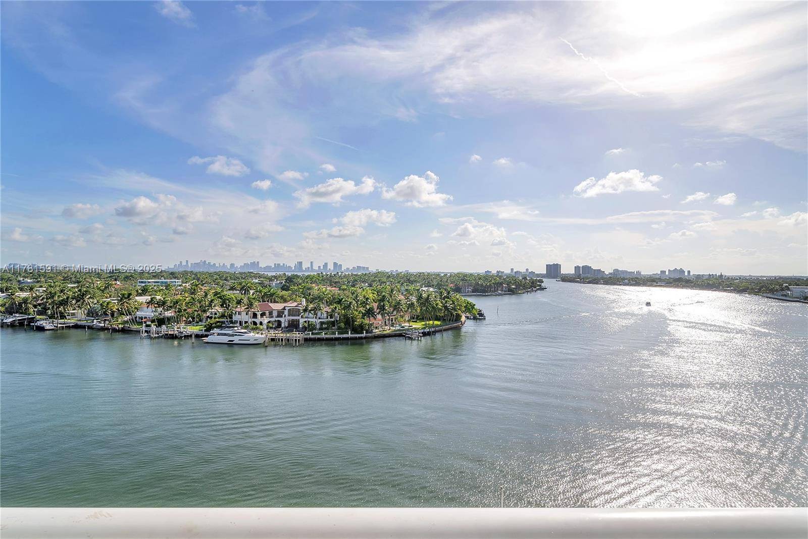 Miami Beach, FL 33141,6770 Indian Creek Dr #9G