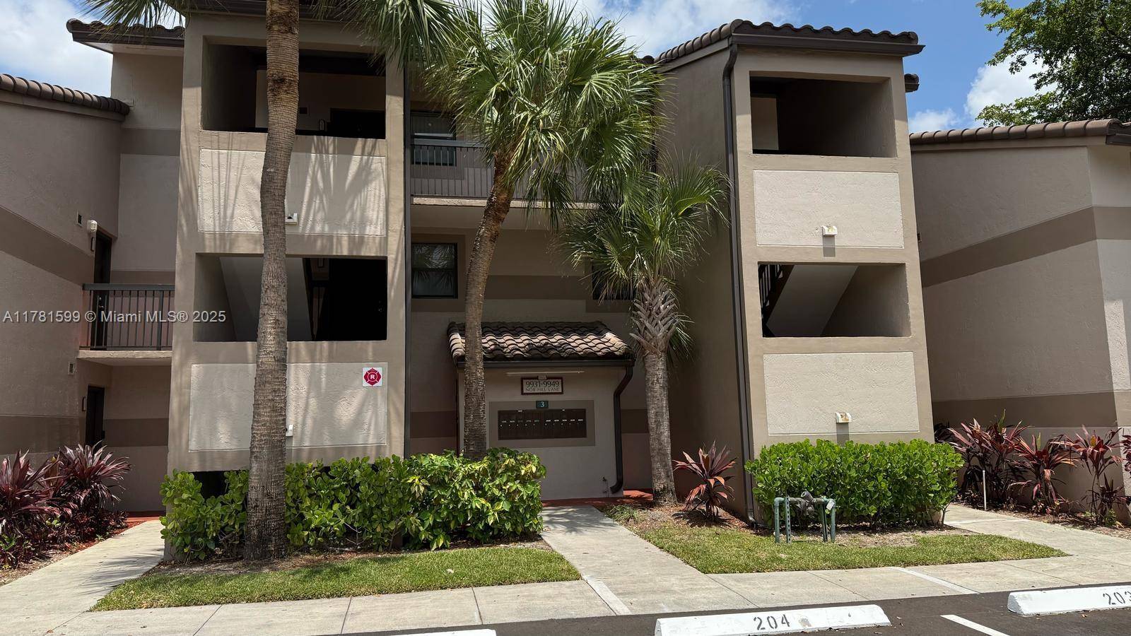 Sunrise, FL 33351,9933 Nob Hill Ln #9933