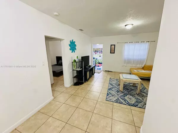 Miami, FL 33127,301 NW 37th St