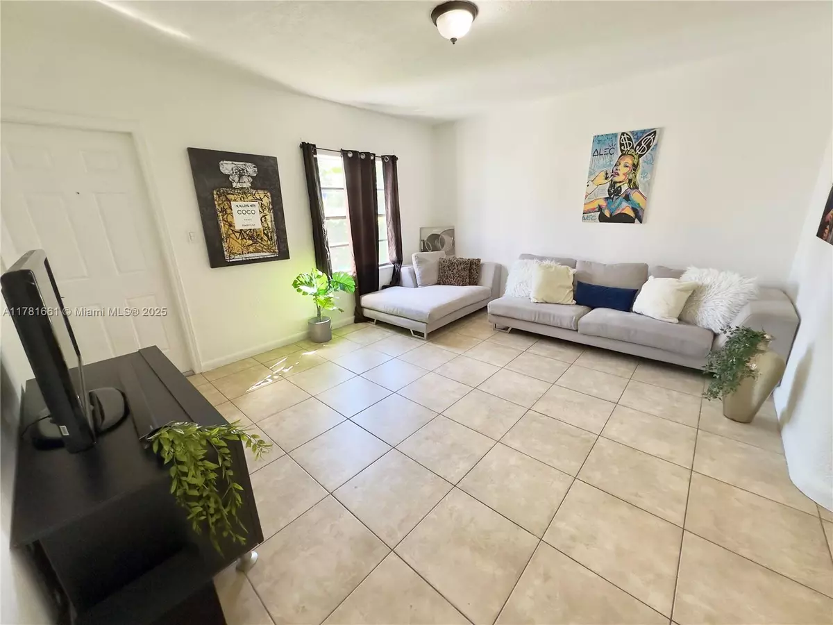 Miami, FL 33127,301 NW 37th St