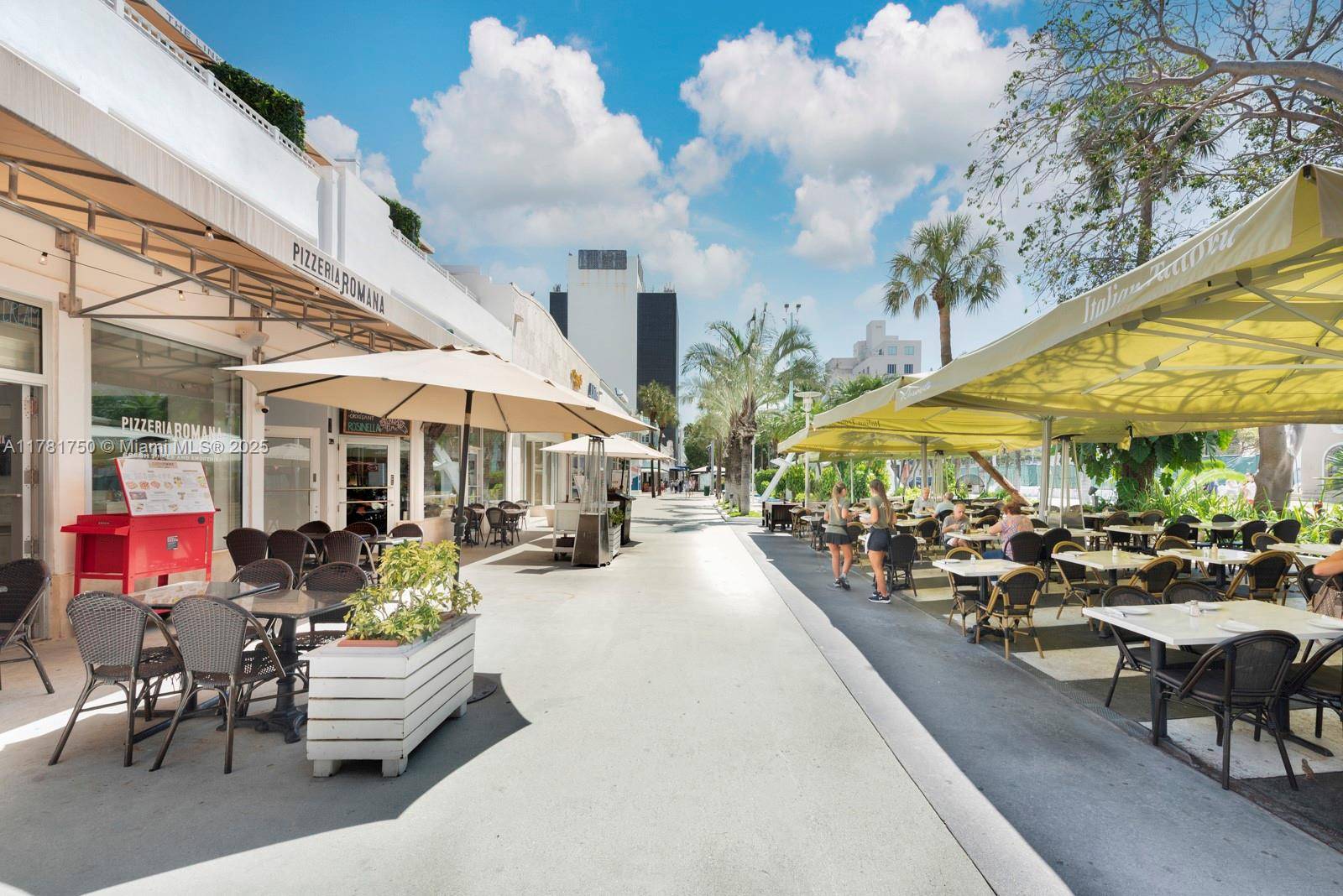 Miami Beach, FL 33139,533 Lincoln Rd
