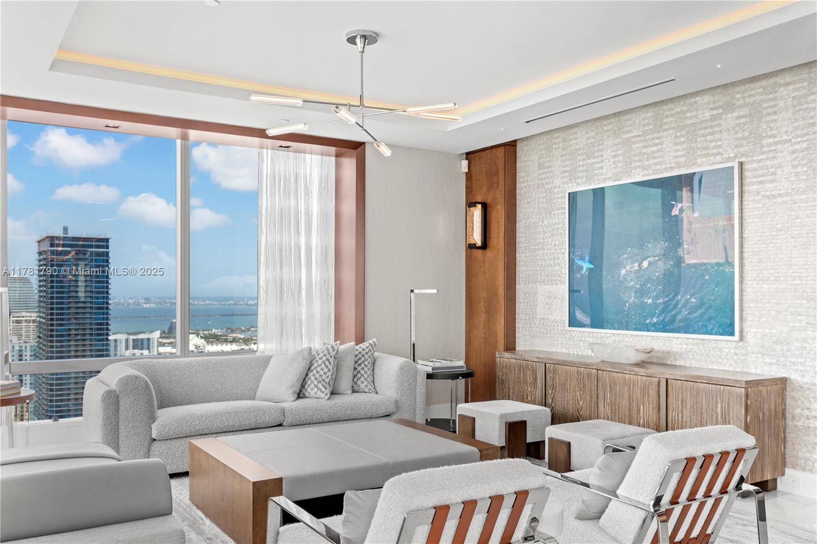 Miami, FL 33131,1425 Brickell Ave #PH4BCD
