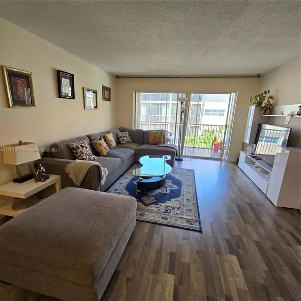 Hallandale Beach, FL 33009,2097 S Ocean Dr #304