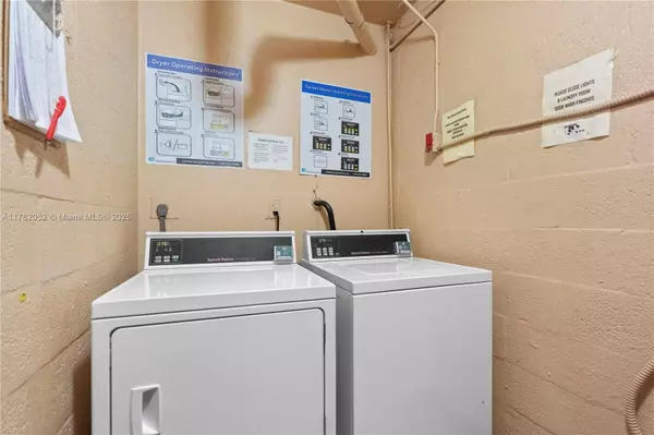 Sunrise, FL 33322,2781 N Pine Island Rd #105