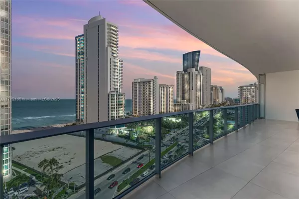 Sunny Isles Beach, FL 33160,17550 Collins Ave #1404