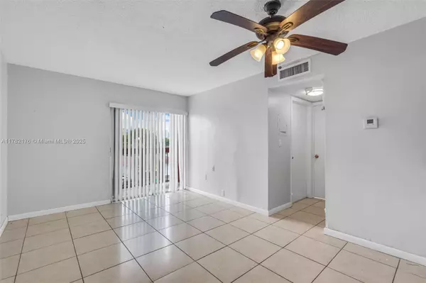 Miami, FL 33128,420 NW 12th Ave #41