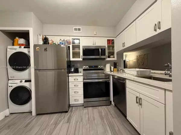 Miami, FL 33186,9121 SW 138th Pl #9121